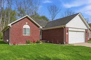 34394 Means Dr, Clinton Twp, MI 48035 - Photo 2