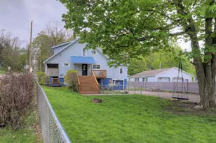 300 Grand St, Allegan, MI 49010 - Photo 24