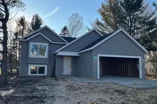 4144 18th St, Dorr, MI 49323 - Photo 4