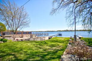 17554 Grand River Ave, Spring Lake, MI 49456 - Photo 52