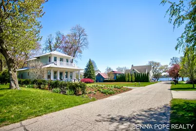17554 Grand River Avenue, Spring Lake, MI 49456 - Photo 2