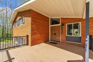 11273 9 Mile Rd, South Lyon, MI 48178 - Photo 4