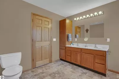 8965 S 35 Road, Cadillac, MI 49601 - Photo 24