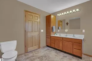 8965 S 35 Rd, Cadillac, MI 49601 - Photo 24