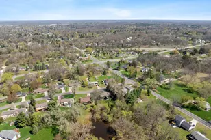 2160 Fox Ridge Dr NE, Grand Rapids, MI 49505 - Photo 34