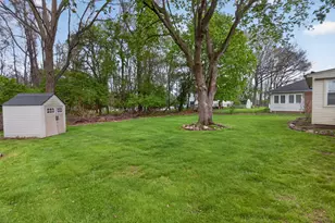 1249 Levant St, Jackson, MI 49203 - Photo 6