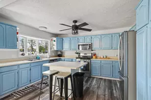 31134 Brandywine Rd, Gobles, MI 49055 - Photo 2