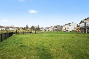 13059 Pine Glen Dr, Grand Haven, MI 49417 - Photo 26