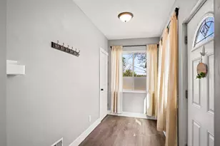 25 Mack Ave NE, Grand Rapids, MI 49503 - Photo 6