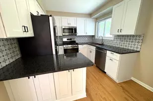 1720 Avondale Ave, Ann Arbor, MI 48103 - Photo 4