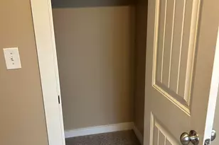 864 Carrier Creek Blvd NE, Grand Rapids, MI 49503 - Photo 28