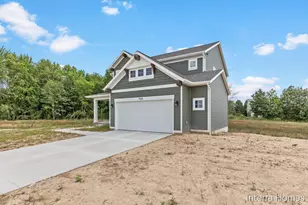 7920 Loralyn Ct, Caledonia, MI 49316 - Photo 4