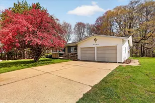 4648 N Neff Rd, Edmore, MI 48829 - Photo 4