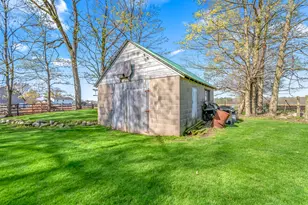 650 Boone Rd, Quincy, MI 49082 - Photo 12