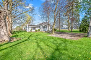 650 Boone Rd, Quincy, MI 49082 - Photo 6