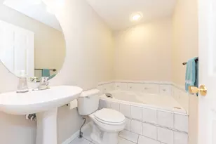 430 Cottonwood Ln, Saline, MI 48176 - Photo 24