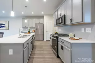 2801 Willow Ct, Ann Arbor, MI 48108 - Photo 2