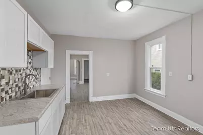 1140 Cromwell Avenue SE, Grand Rapids, MI 49507 - Photo 6