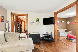 506 N Kalamazoo St, Paw Paw, MI 49079 - Photo 4