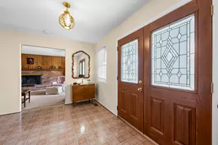 19168 Chelton Dr, Beverly Hills, MI 48025 - Photo 6