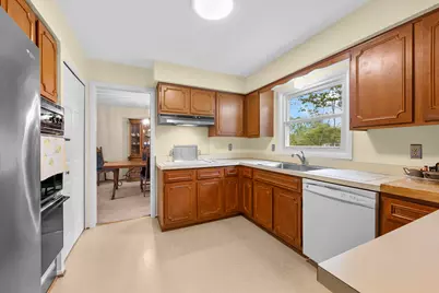 19168 Chelton Drive, Beverly Hills, MI 48025 - Photo 16