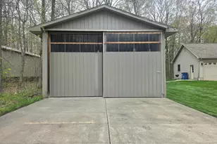 515 E General St, Sheridan, MI 48884 - Photo 4