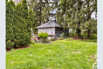 754 Oakridge Drive, Jackson, MI 49203 - Photo 20