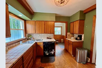 754 Oakridge Drive, Jackson, MI 49203 - Photo 10
