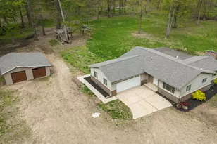38338 64th Ave, Paw Paw, MI 49079 - Photo 2