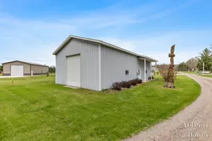 5330 Woodside Dr, Newaygo, MI 49337 - Photo 30