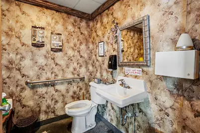 1090 S Getty Street, Muskegon, MI 49442 - Photo 10