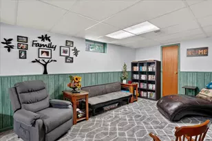 828 Fleming Ave, Jackson, MI 49202 - Photo 22