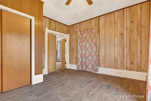 521 W Court St, Hastings, MI 49058 - Photo 18