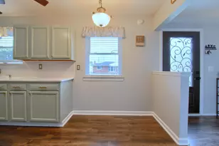 8210 N Henry Ruff Rd, Westland, MI 48185 - Photo 12