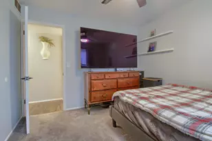 8210 N Henry Ruff Rd, Westland, MI 48185 - Photo 22