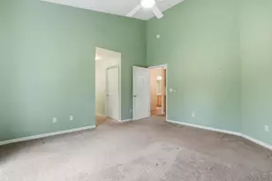 61015 Evergreen Ct, South Lyon, MI 48178 - Photo 12