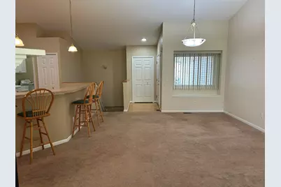 61015 Evergreen Court, South Lyon, MI 48178 - Photo 6