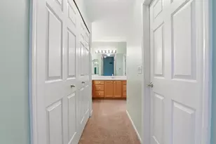 61015 Evergreen Ct, South Lyon, MI 48178 - Photo 14