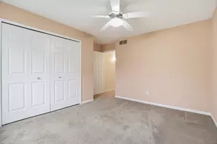 61015 Evergreen Ct, South Lyon, MI 48178 - Photo 18
