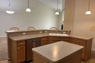 61015 Evergreen Ct, South Lyon, MI 48178 - Photo 10