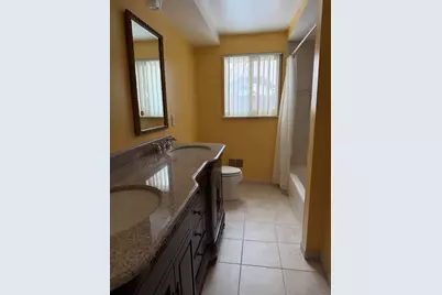 3550 Kings Point Drive, Troy, MI 48083 - Photo 20