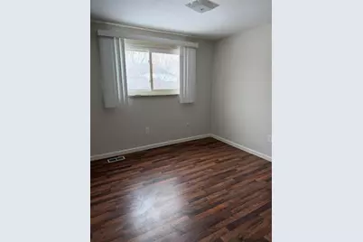 3550 Kings Point Drive, Troy, MI 48083 - Photo 18