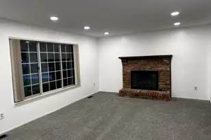 7356 Hedgerow Ct, Canton, MI 48187 - Photo 2