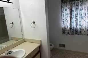 7356 Hedgerow Ct, Canton, MI 48187 - Photo 12