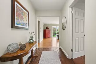 4304 Sunnybrook Dr, Kalamazoo, MI 49008 - Photo 8