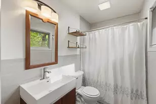 733 N Dartmouth St, Kalamazoo, MI 49006 - Photo 8