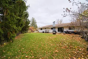 202 W Maple, Scottville, MI 49454 - Photo 8