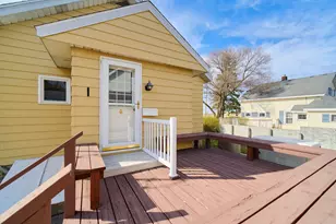 15 N Lakeshore Dr, Manistee, MI 49660 - Photo 4