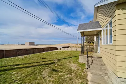 15 N Lakeshore Drive, Manistee, MI 49660 - Photo 8