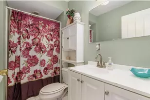 19954 Woodcrest St, Harper Woods, MI 48225 - Photo 4